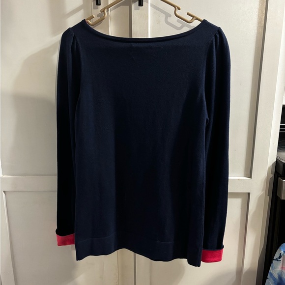 Lilly Pulitzer Navy Top with Pink Trim - Picture 2 of 4